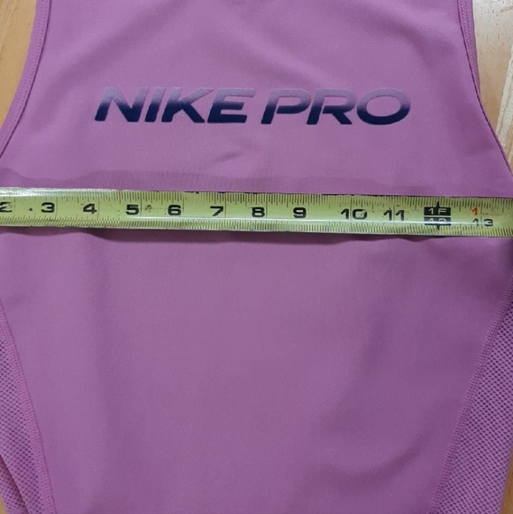 Nike Pro Crop Top - Picture 6 of 6